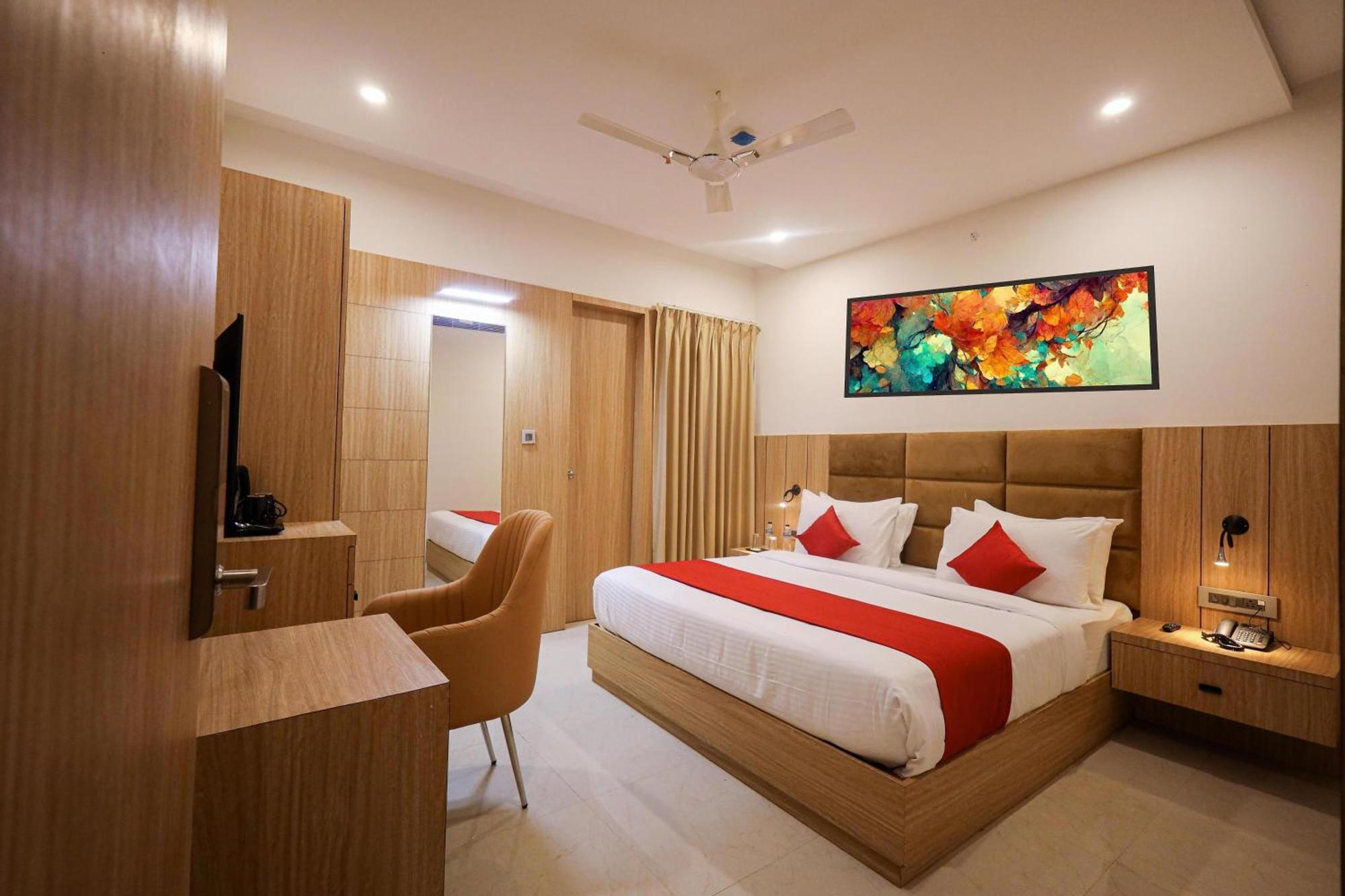 The Royal Legacy Hotel Lucknow Eksteriør billede